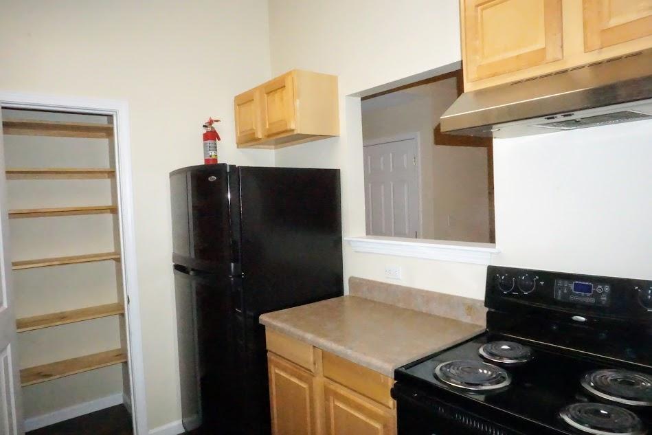 E Lawnwood Ave, Kingsland, GA 31548