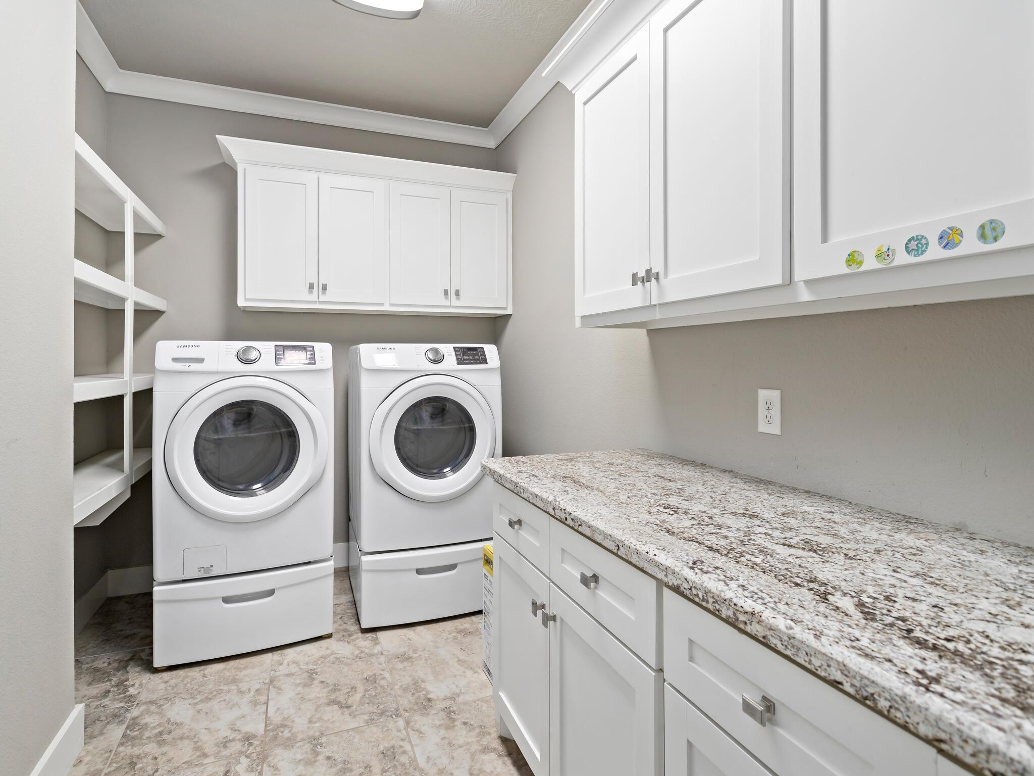 Merrick Ln, Beaumont, TX 77706