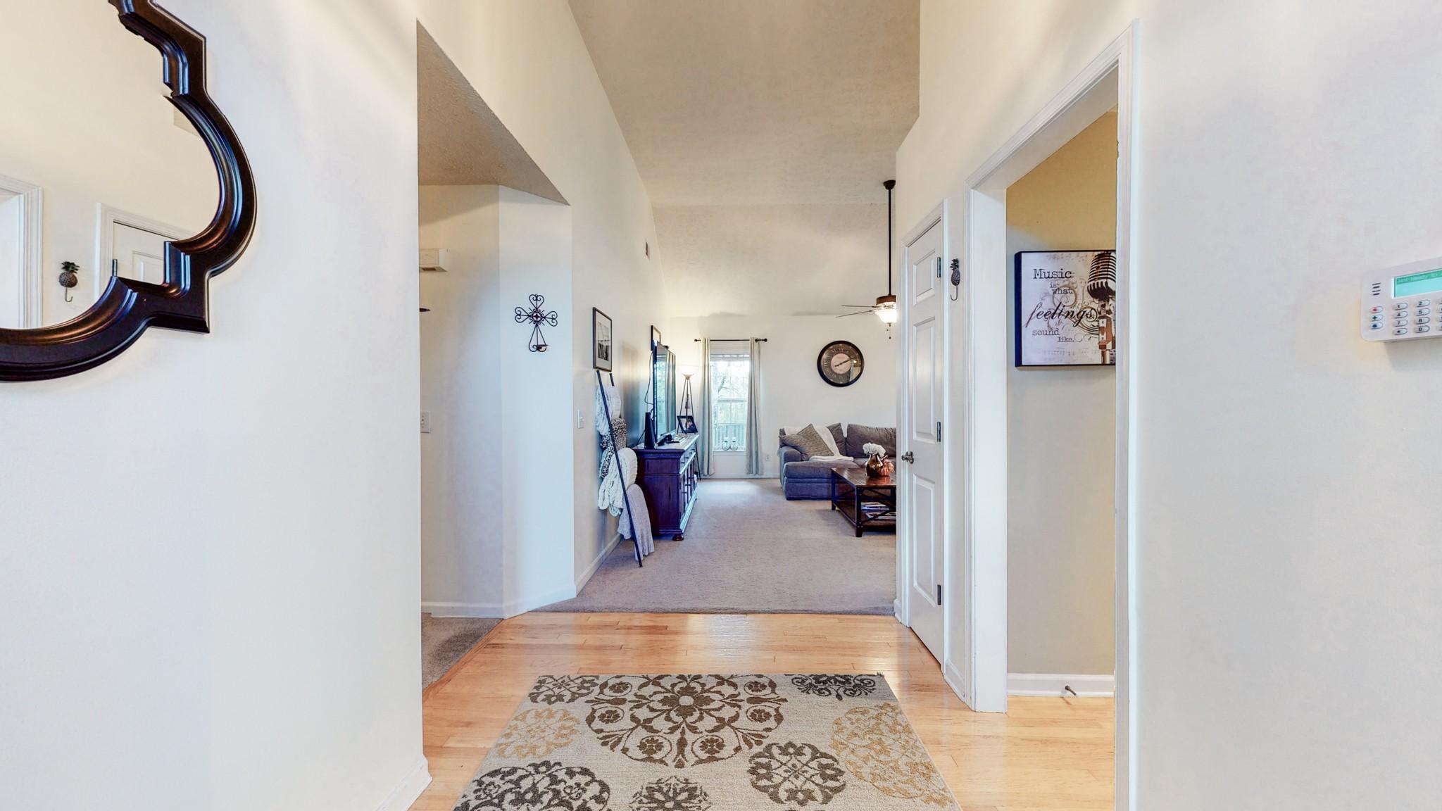 Boone Trce, Nashville, TN 37221