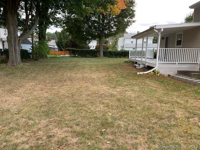 Ford St, Southington, CT 06489