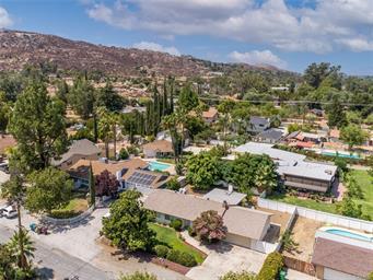 Ida Ln, Hemet, CA 92544
