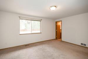 Liberty Rd, La Pine, OR 97739