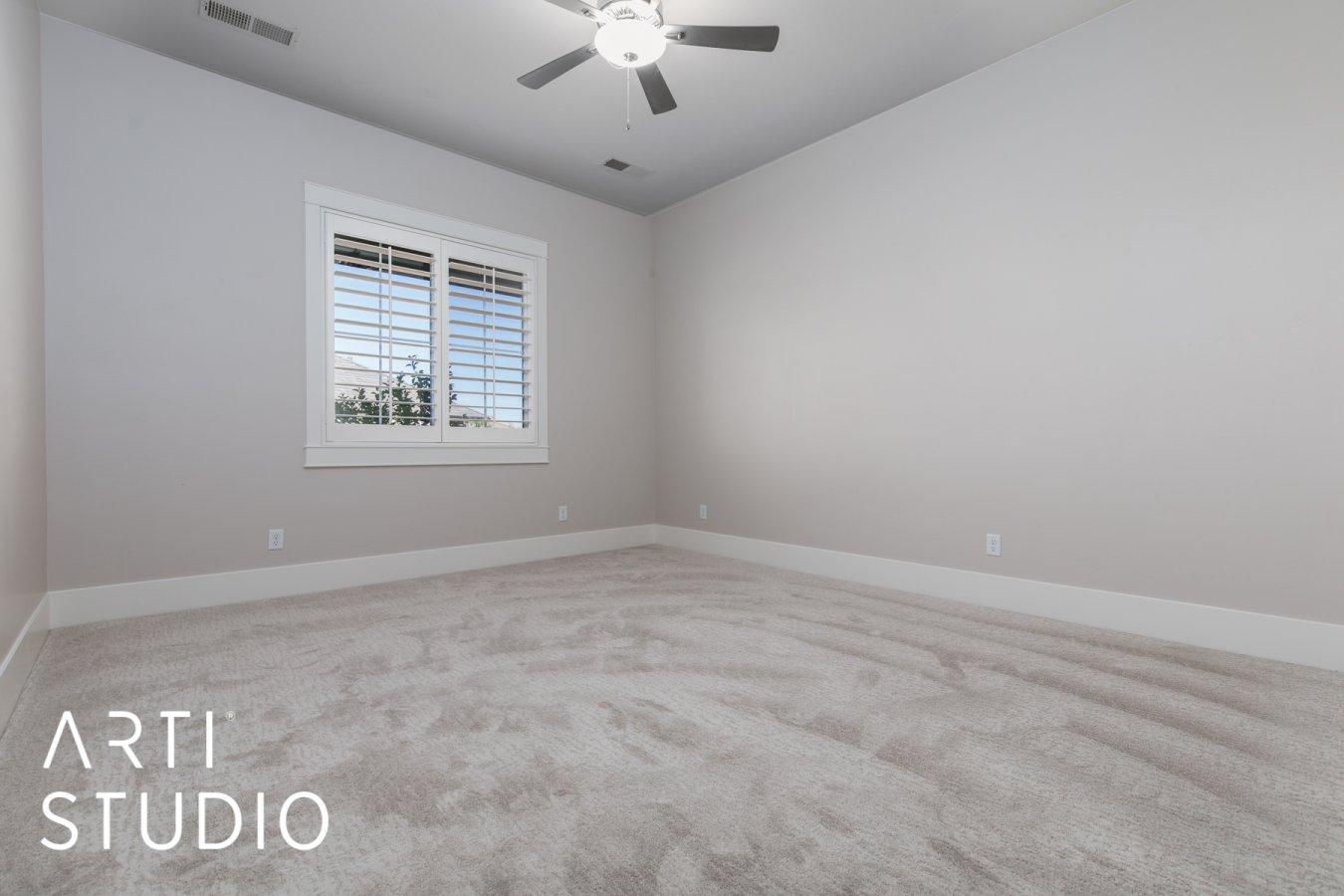 S 380 E, Washington, UT 84780