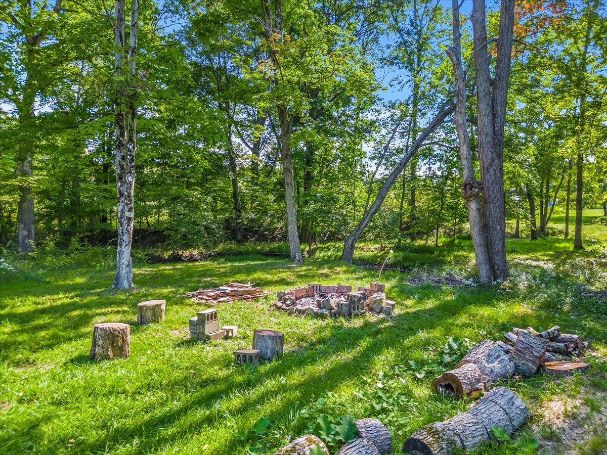Werner Rd, Greenville, PA 16125