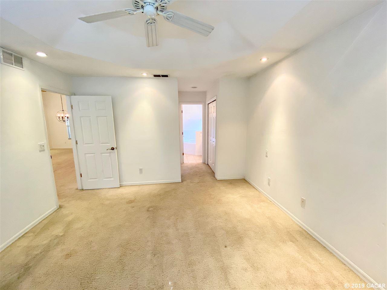 Nw 20th Ln, Gainesville, FL 32606