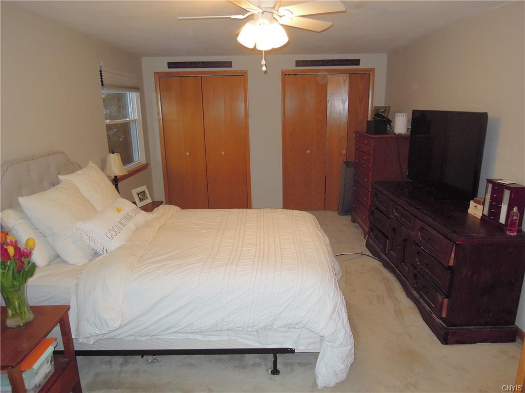 Coffee Tree Ln, Syracuse, NY 13212