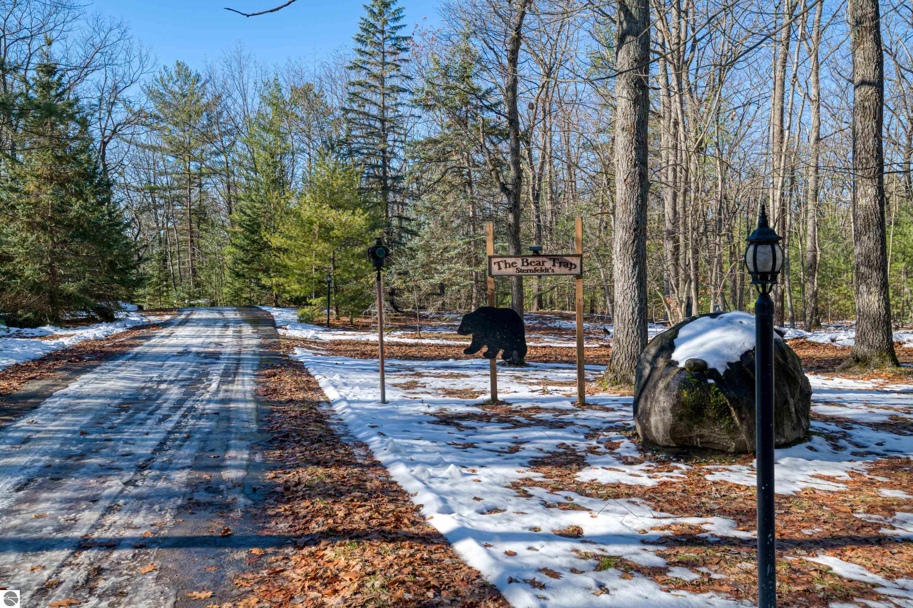 Sunset Shores Dr Ne, Kalkaska, MI 49646