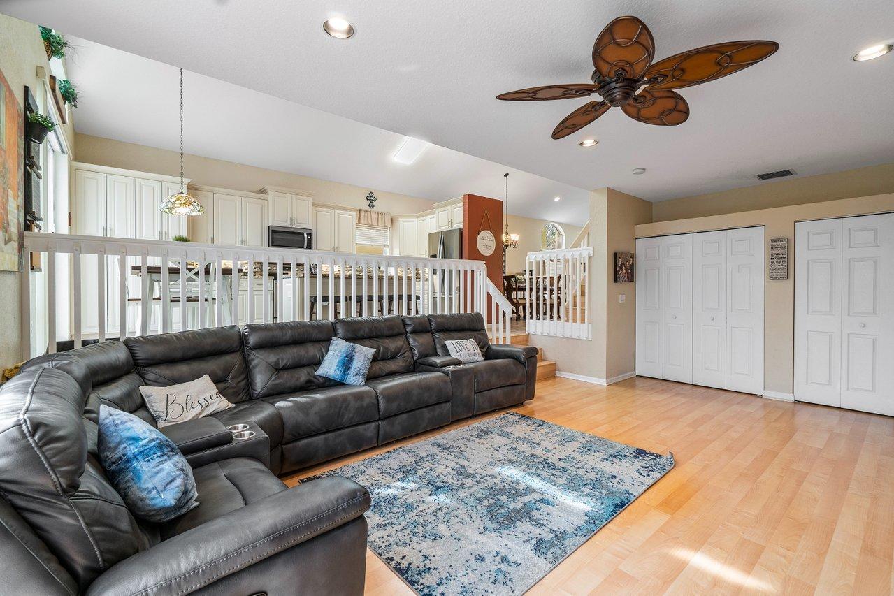 Springvale Dr, Lake Worth, FL 33467