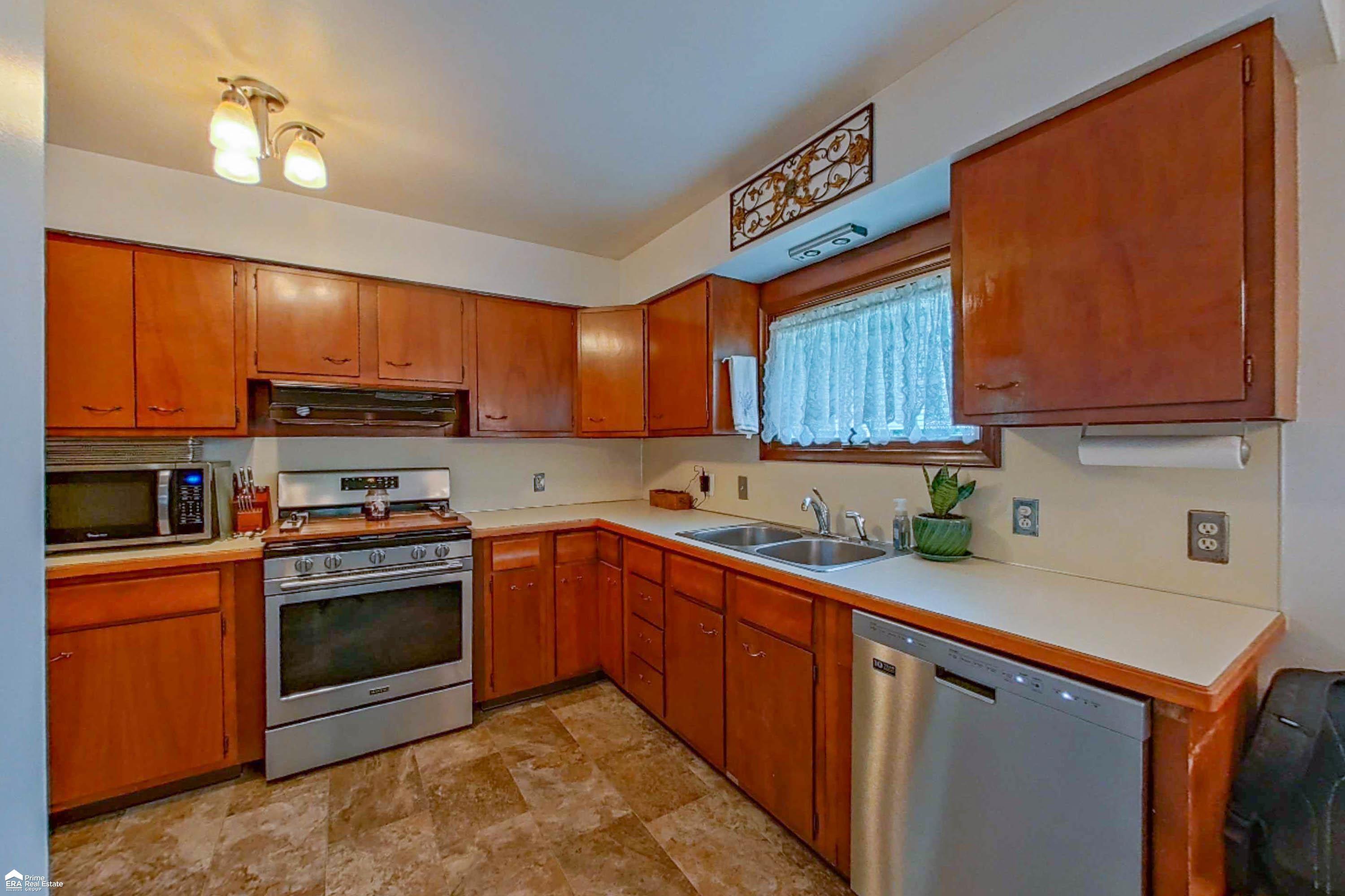 S Packard Ave, Burton, MI 48509