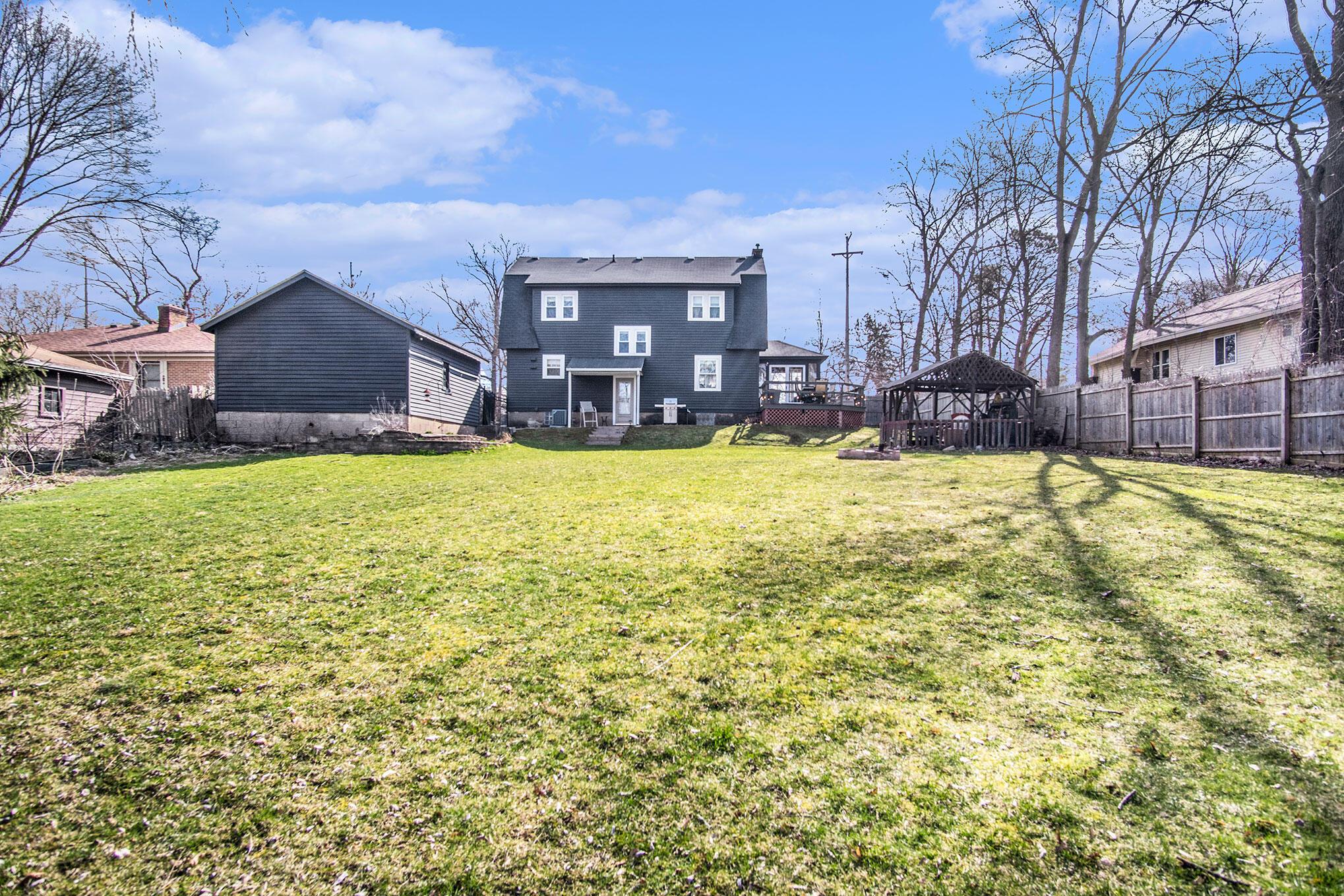 Coit Ave Ne, Grand Rapids, MI 49525