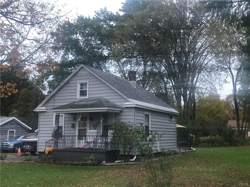 Young Ave, New York Mills, NY 13417