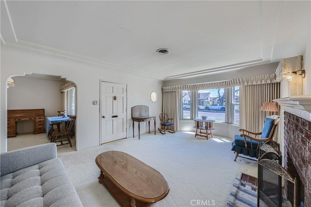 Lake St, Huntington Beach, CA 92648