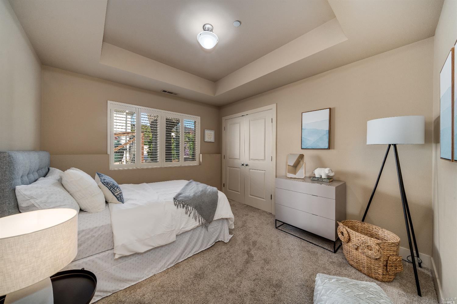 Pascale Ct, Napa, CA 94558