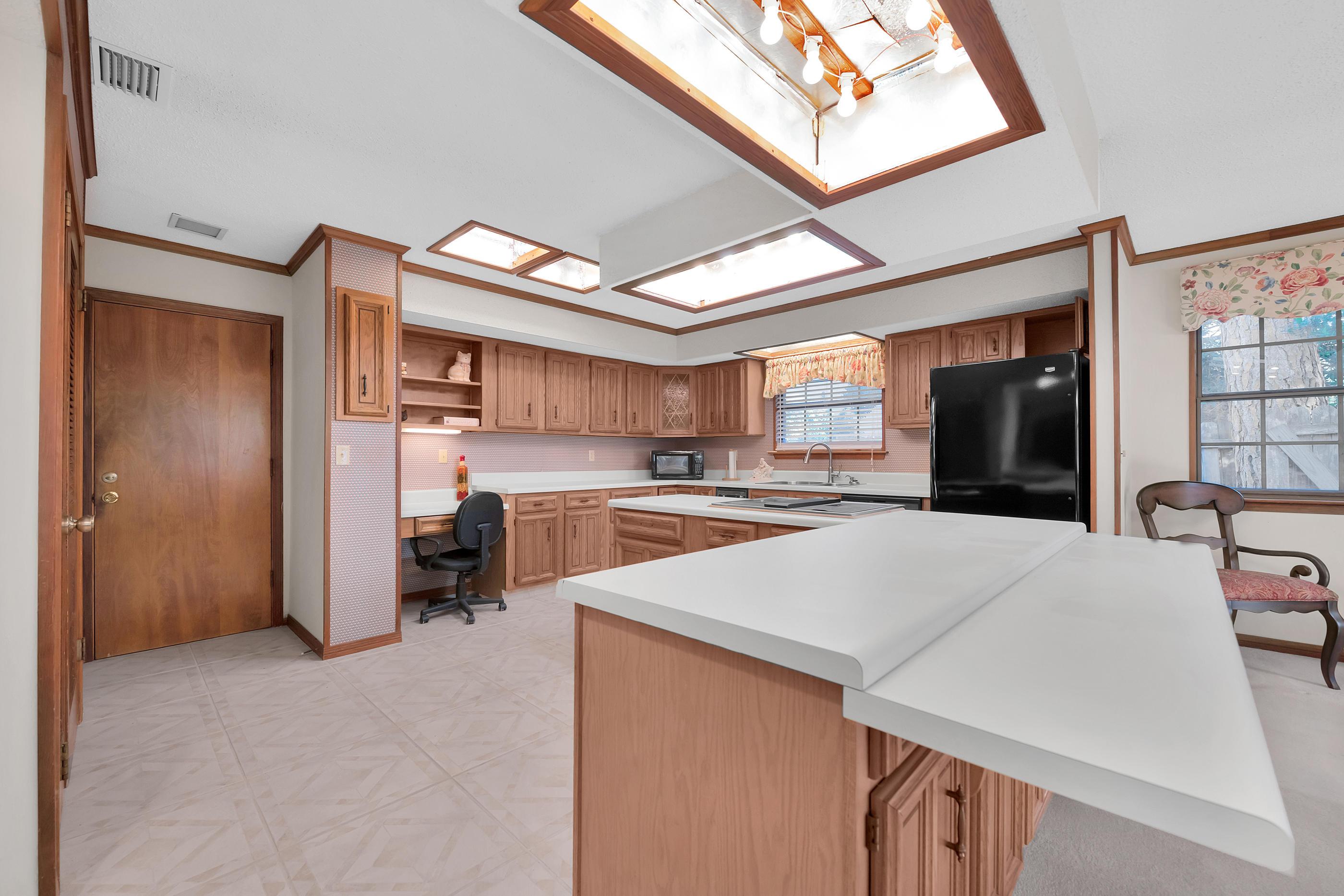 Country Club Dr E, Destin, FL 32541