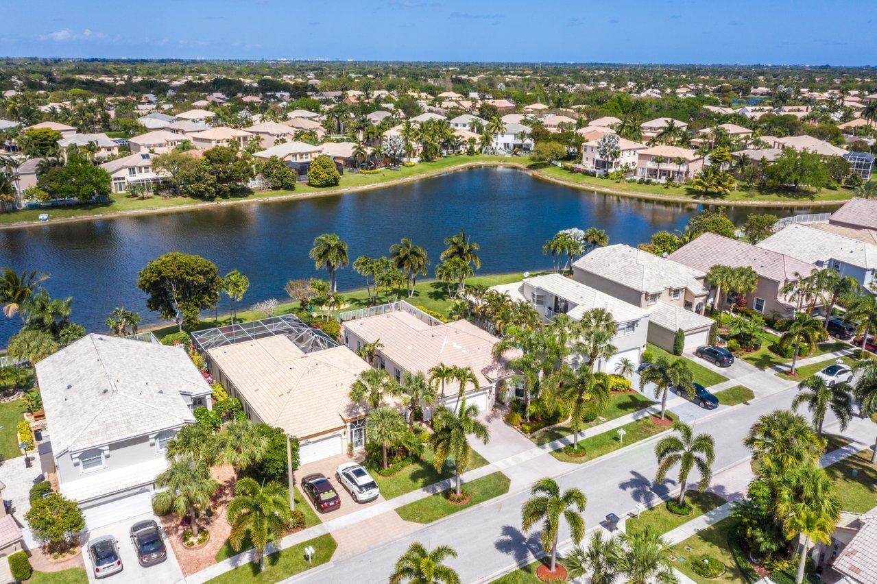Ridgefield Ln, Lake Worth, FL 33467