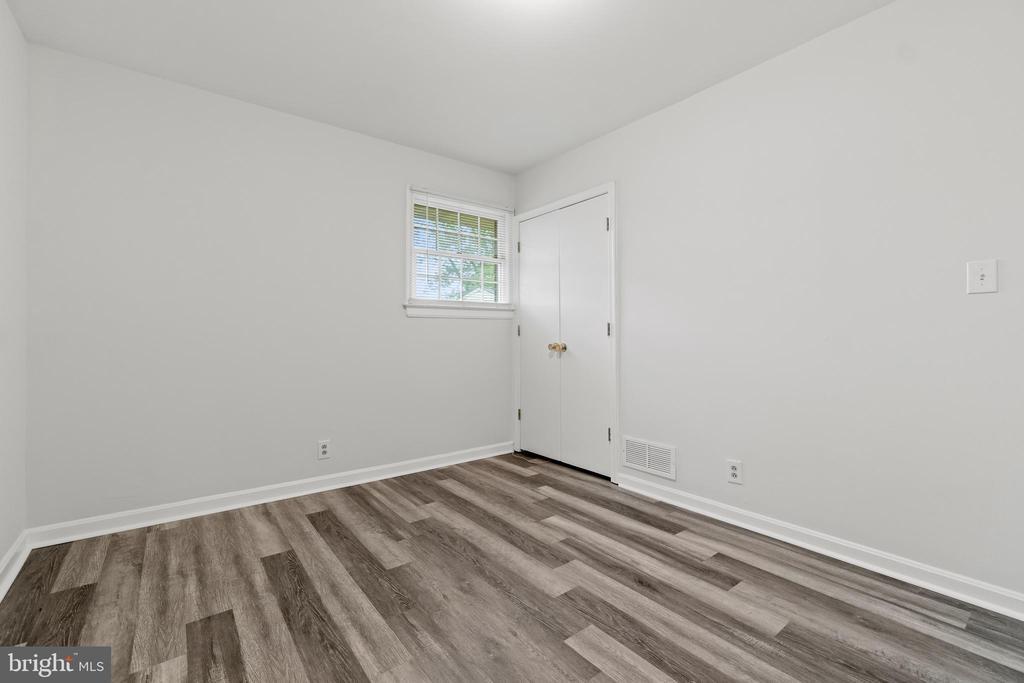 Hanson Ave, Fredericksburg, VA 22401