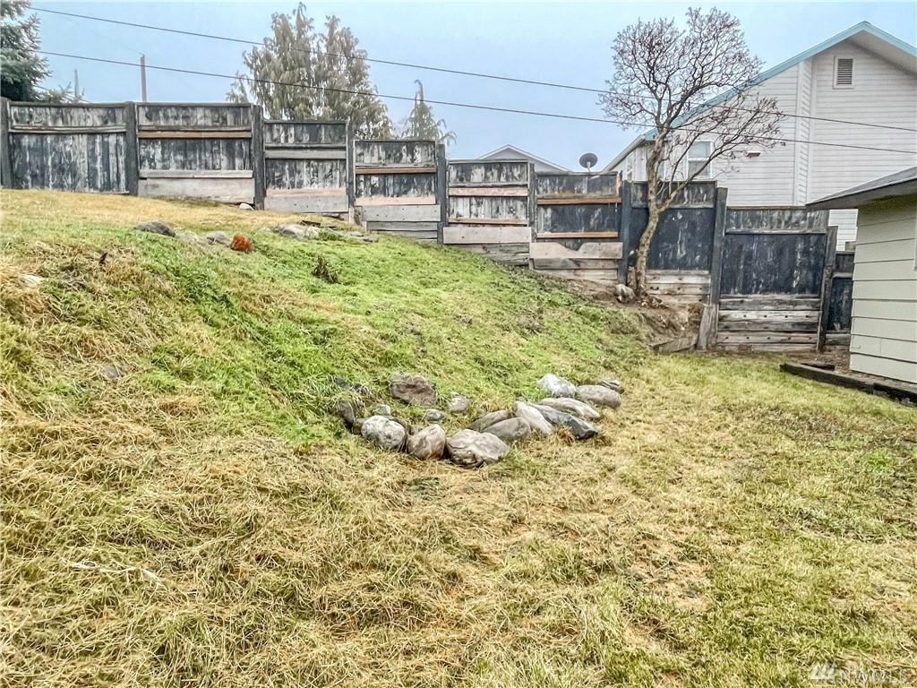 S Balsam St, Moses Lake, WA 98837