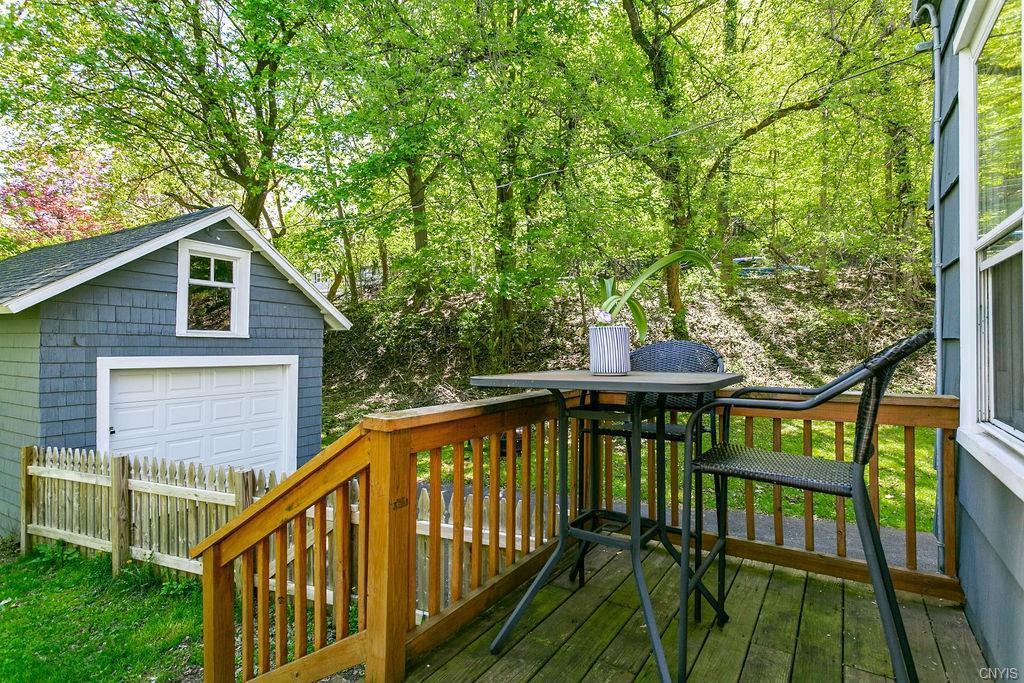 Huntington Rd, Syracuse, NY 13219