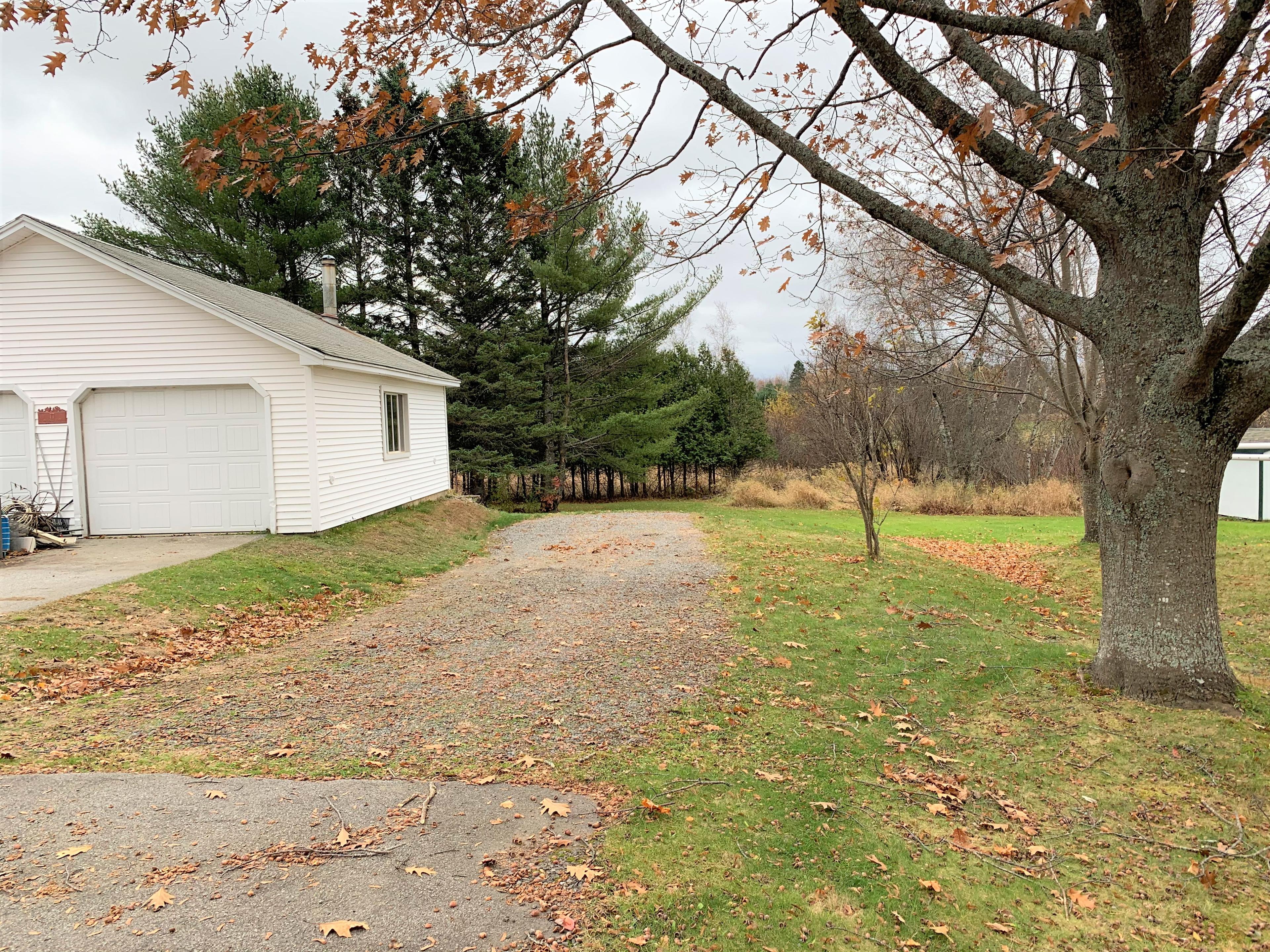 Billings Rd, Hermon, ME 04401