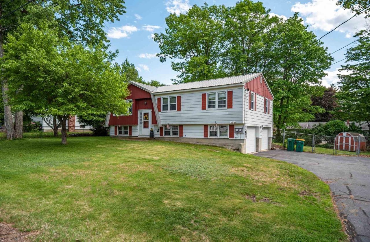 Vernon Ave, Rochester, NH 03867