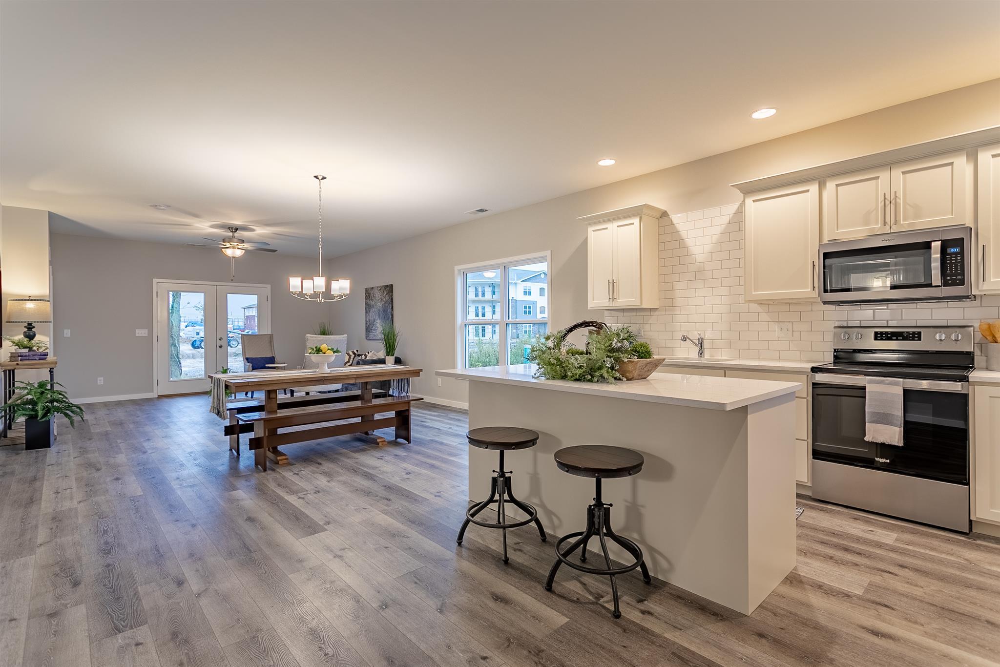 Pebble Creek Dr, Newburgh, IN 47630