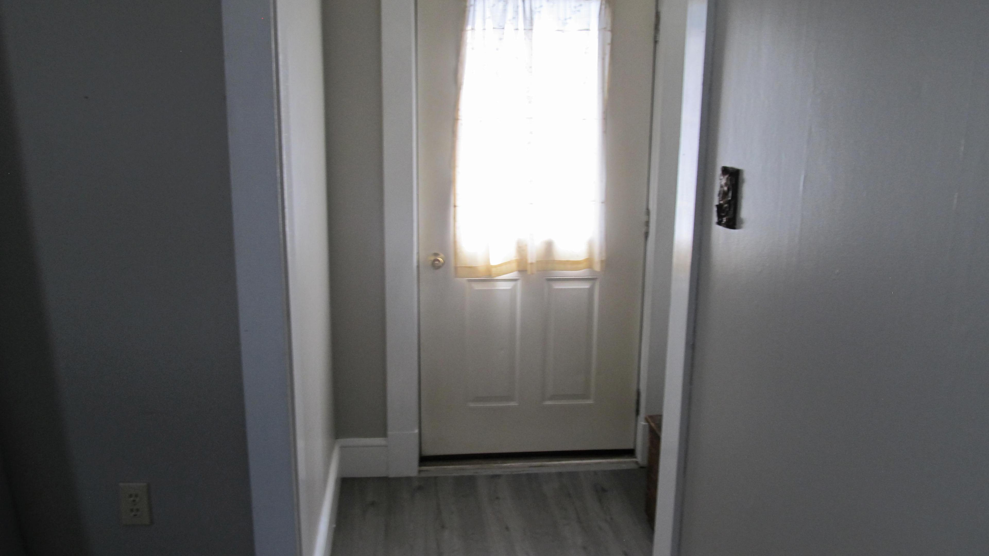 Thatcher St, Bangor, ME 04401