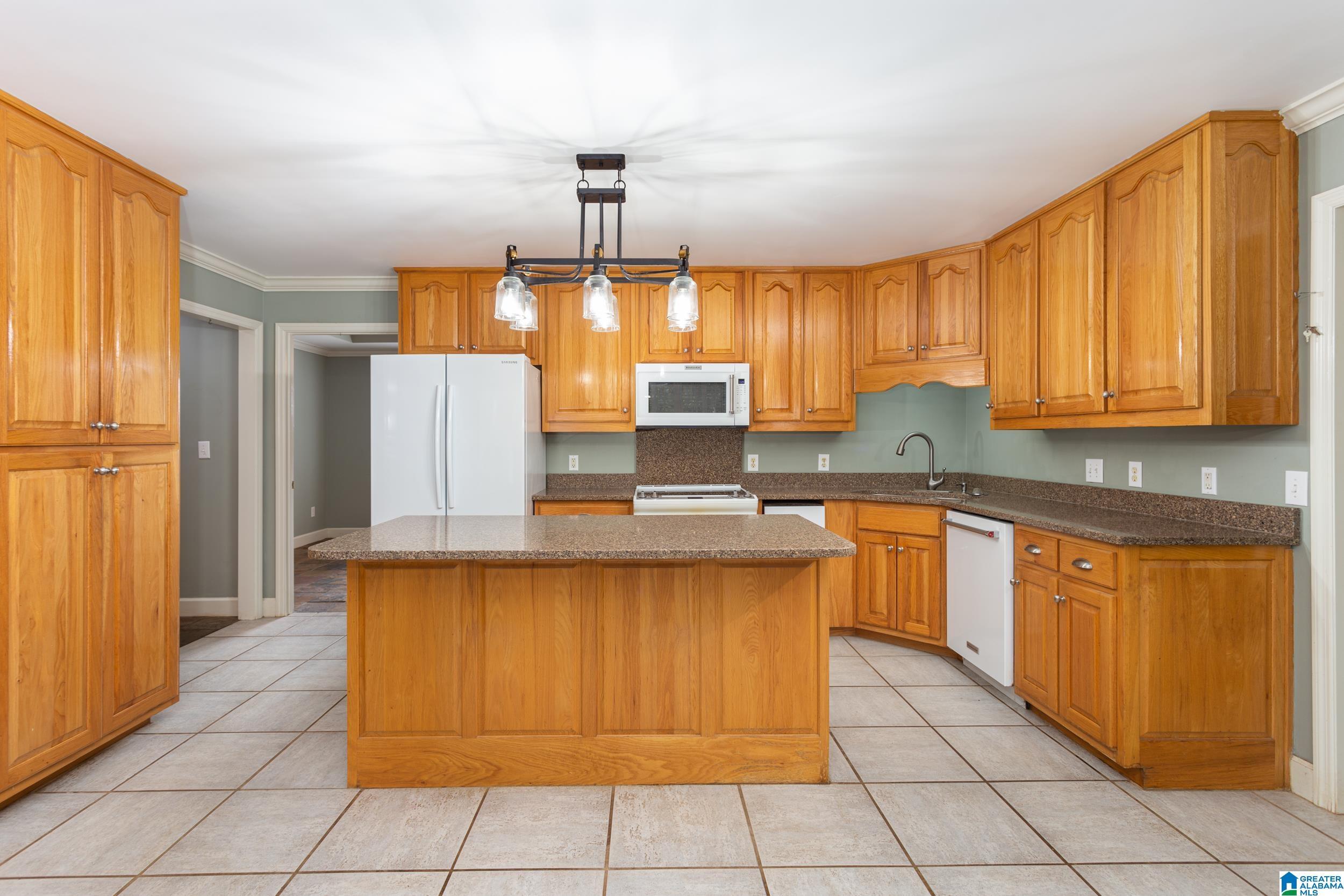 Abbott Dr, Pell City, AL 35128