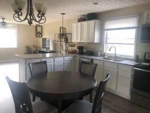 Amwell Rd E, Columbus, OH 43207