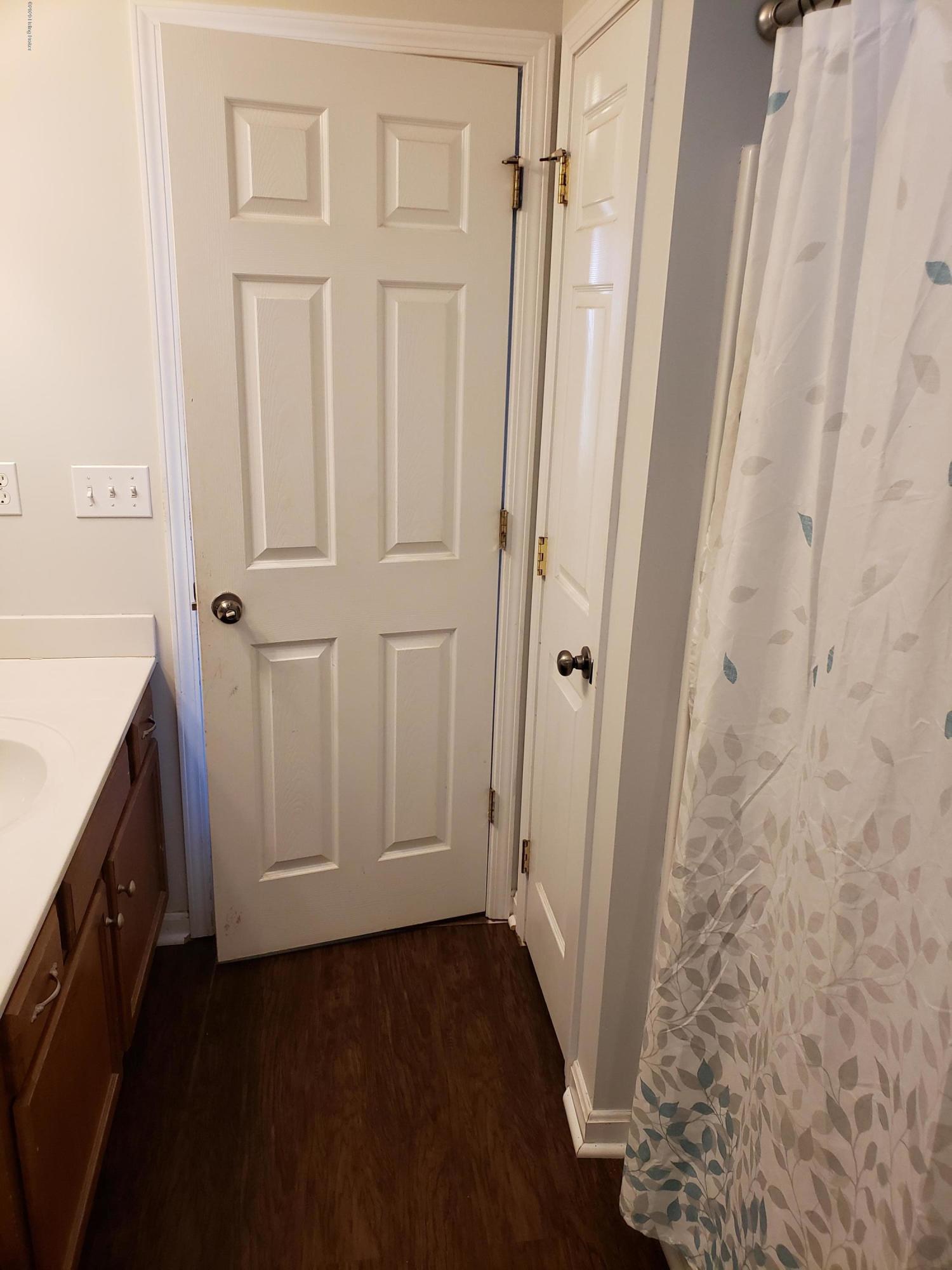 Tecumseh Dr, Shepherdsville, KY 40165