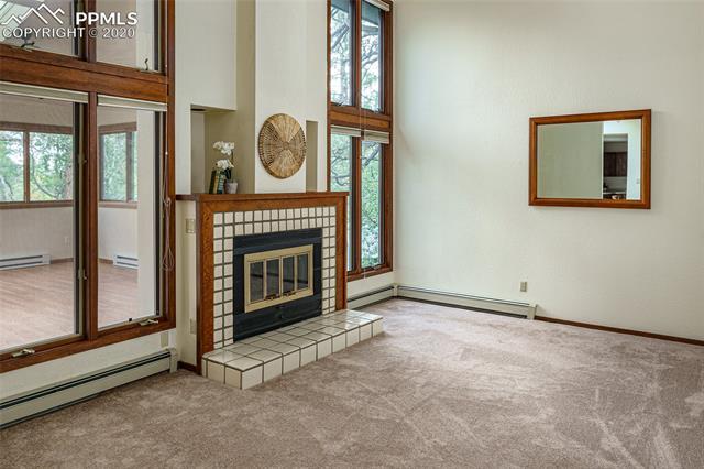 Mayhurst Ave, Colorado Springs, CO 80906