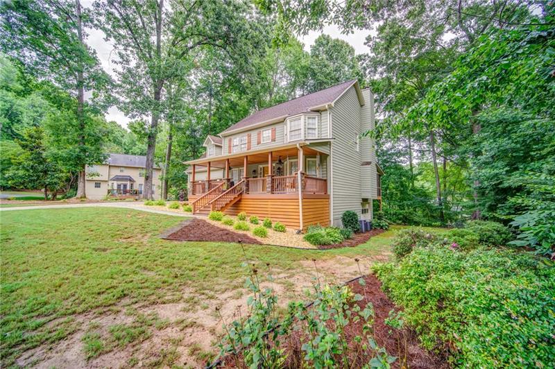 Spring Leaf Ct, Acworth, GA 30101