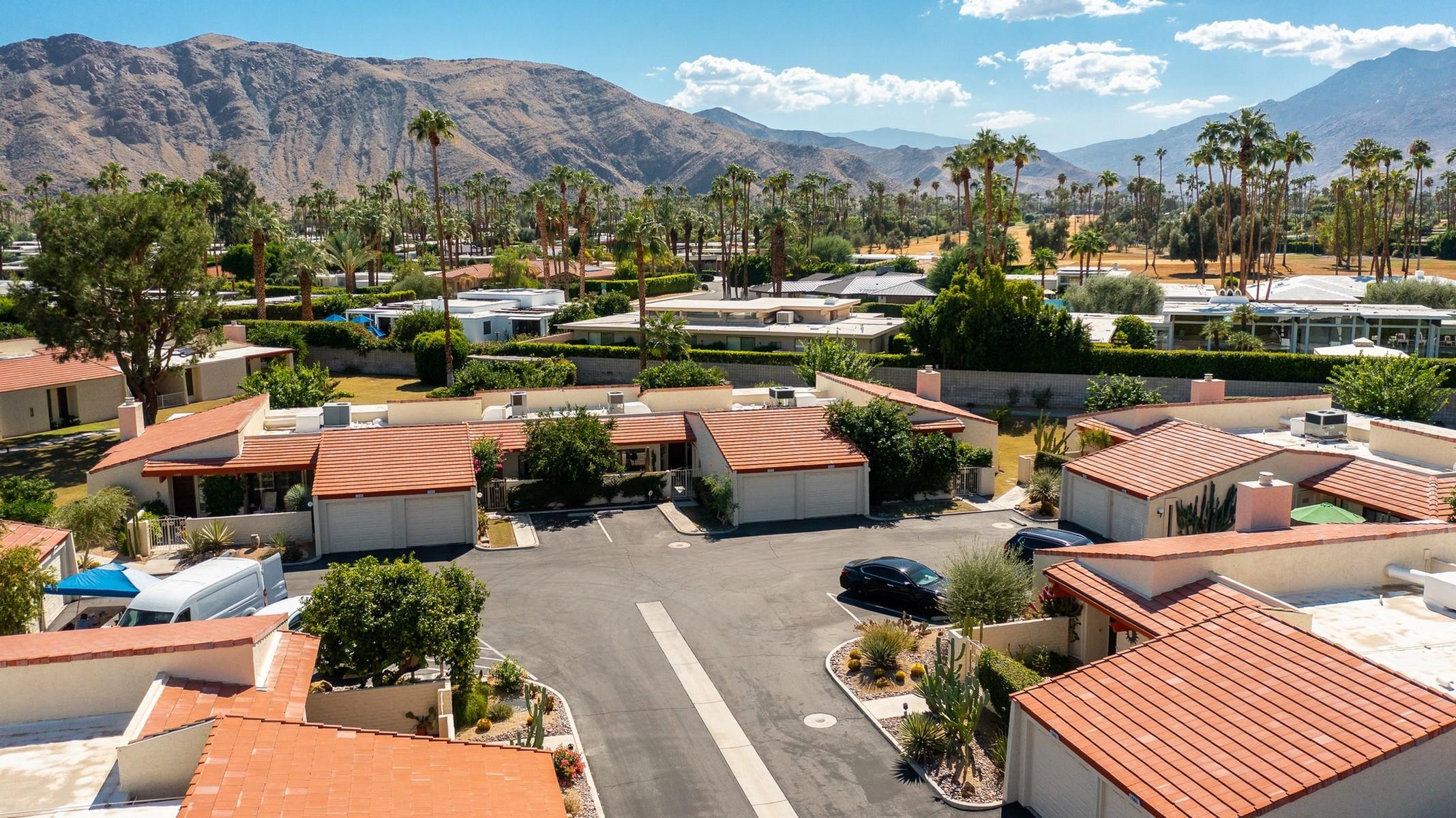 S La Verne Way, Palm Springs, CA 92264