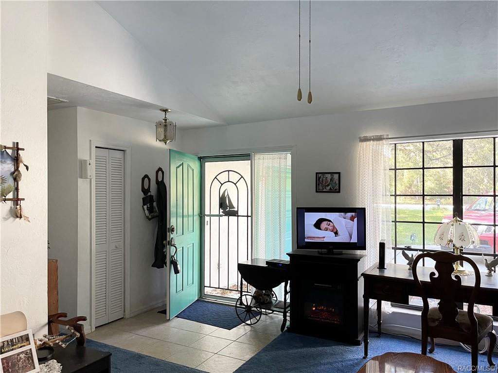 W Mesa Verde Dr, Beverly Hills, FL 34465
