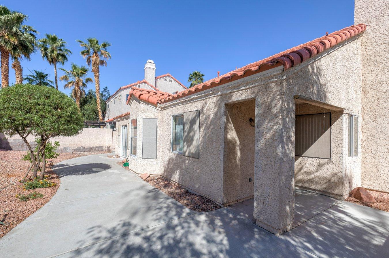 Toltec Cir, Henderson, NV 89014