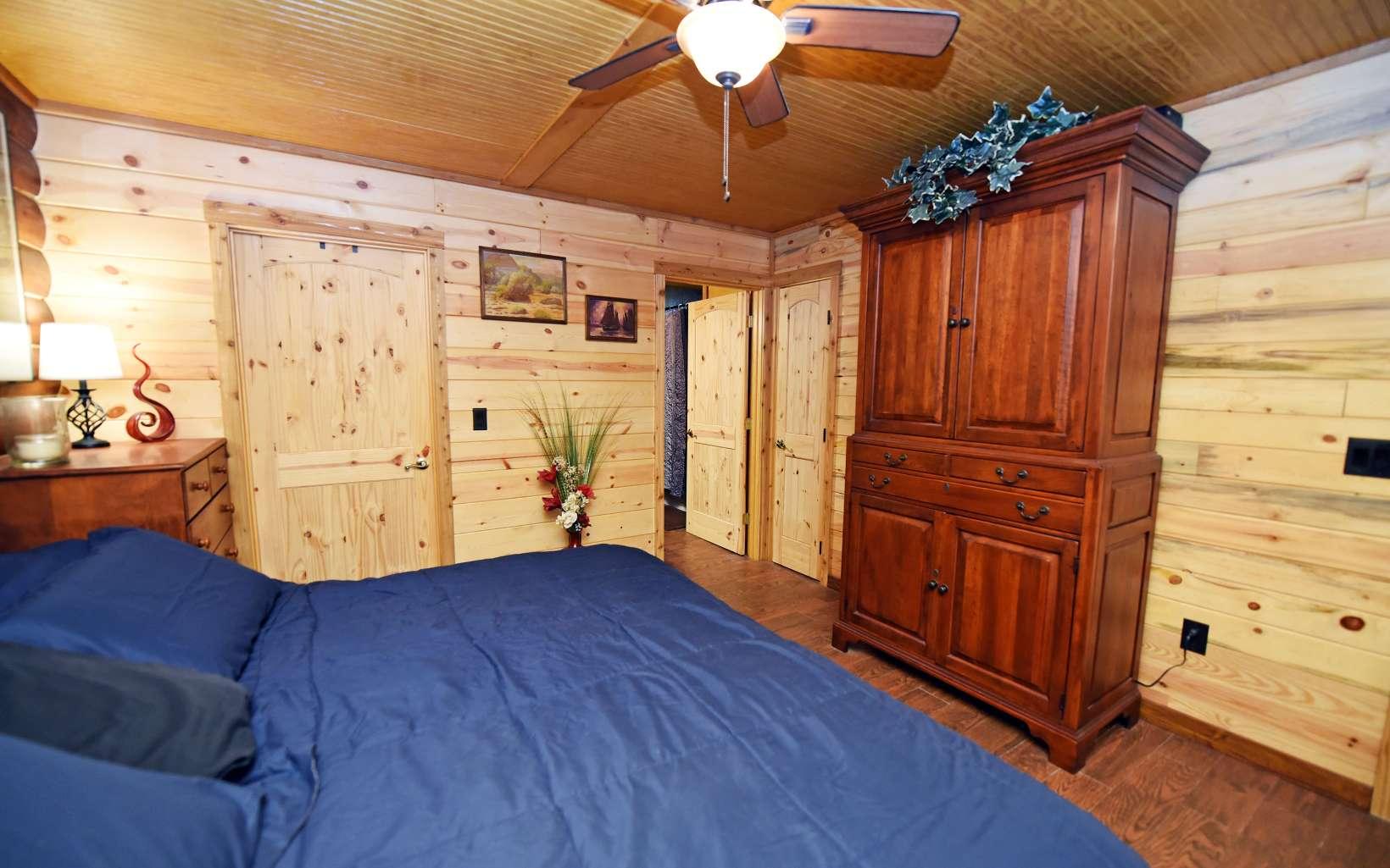 Reed White Dr, Blairsville, GA 30512