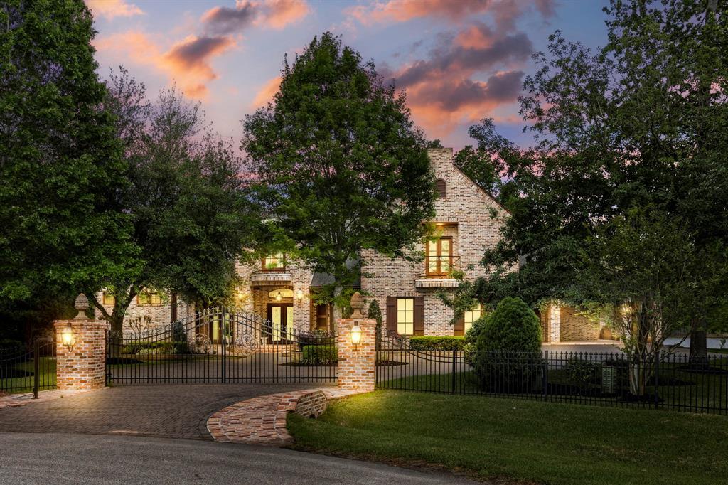 Owosso Ct, Spring, TX 77386