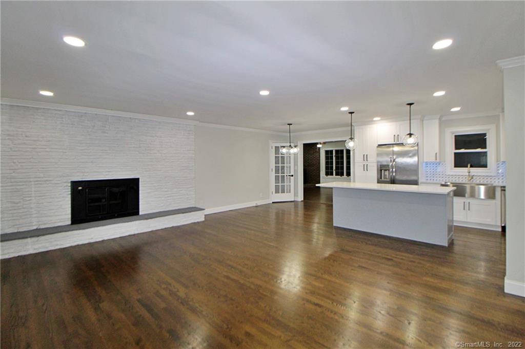 Ripton Rd, Shelton, CT 06484