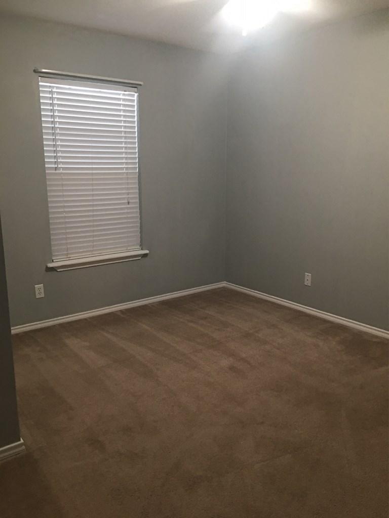 E 49th St, San Angelo, TX 76903
