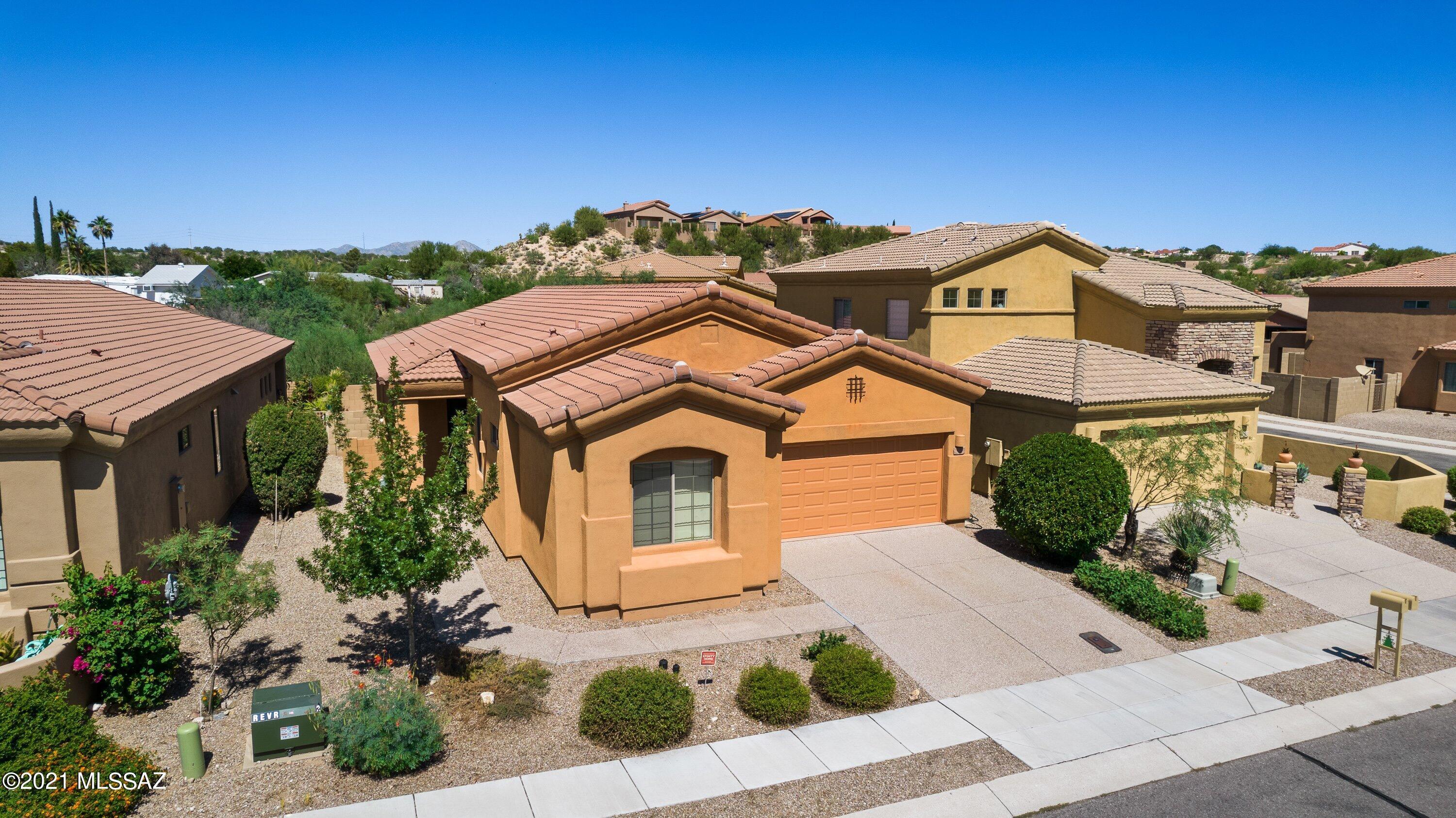 E Brearley Dr, Tucson, AZ 85737