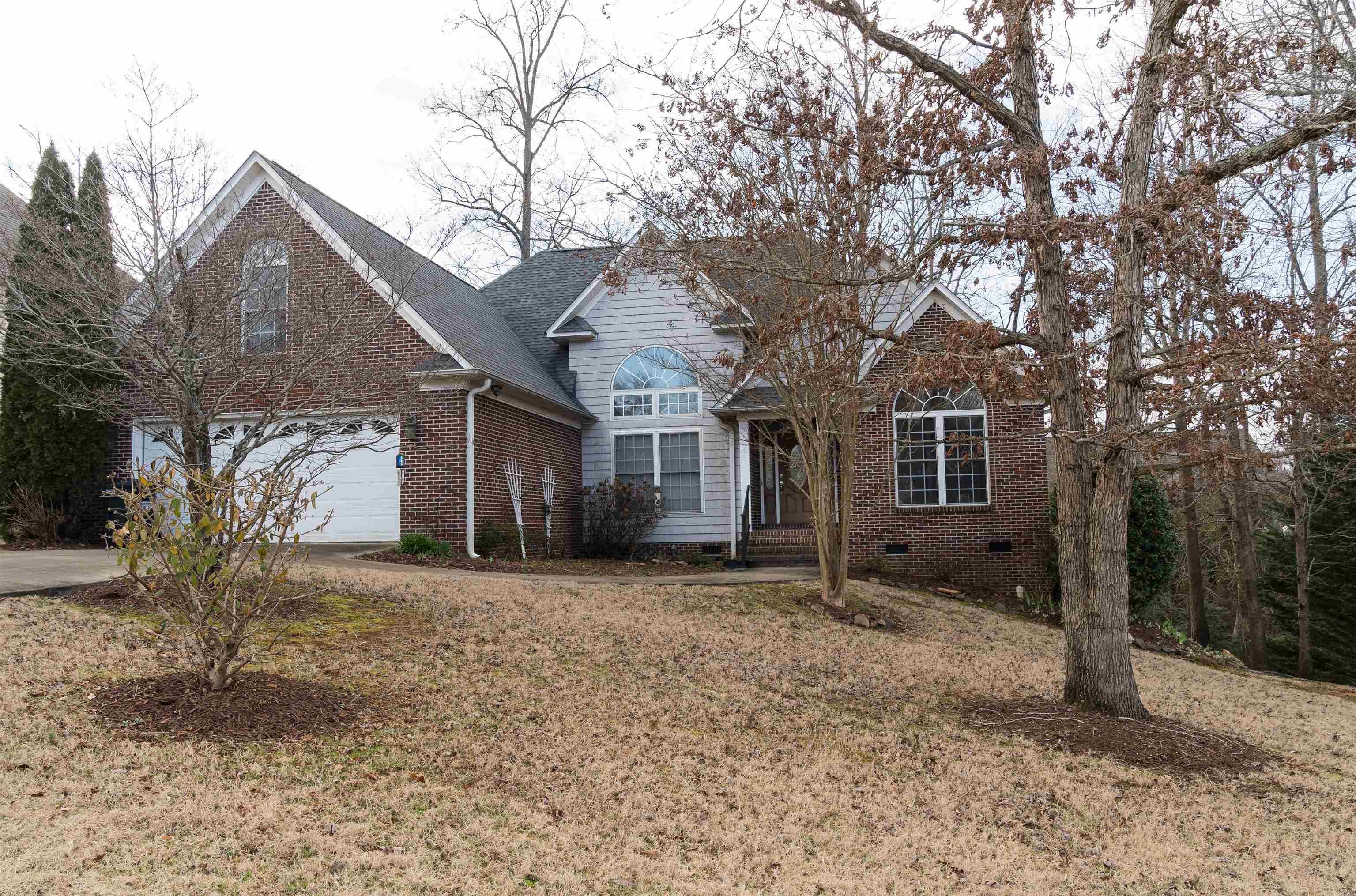 Doleman Dr, Spartanburg, SC 29301