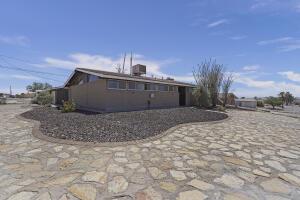 Crestmont Dr, El Paso, TX 79912