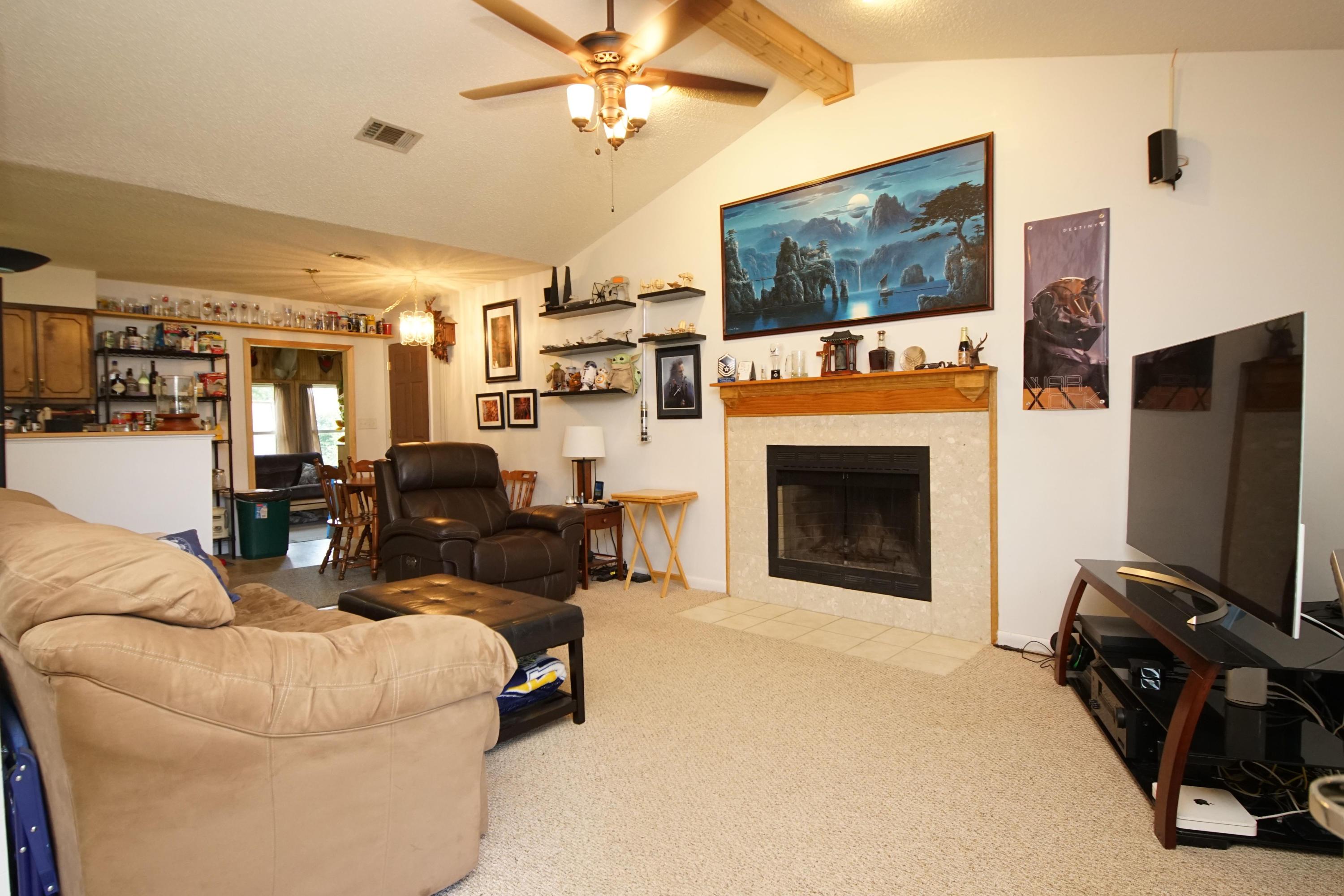 Colonial Ct, Crestview, FL 32539