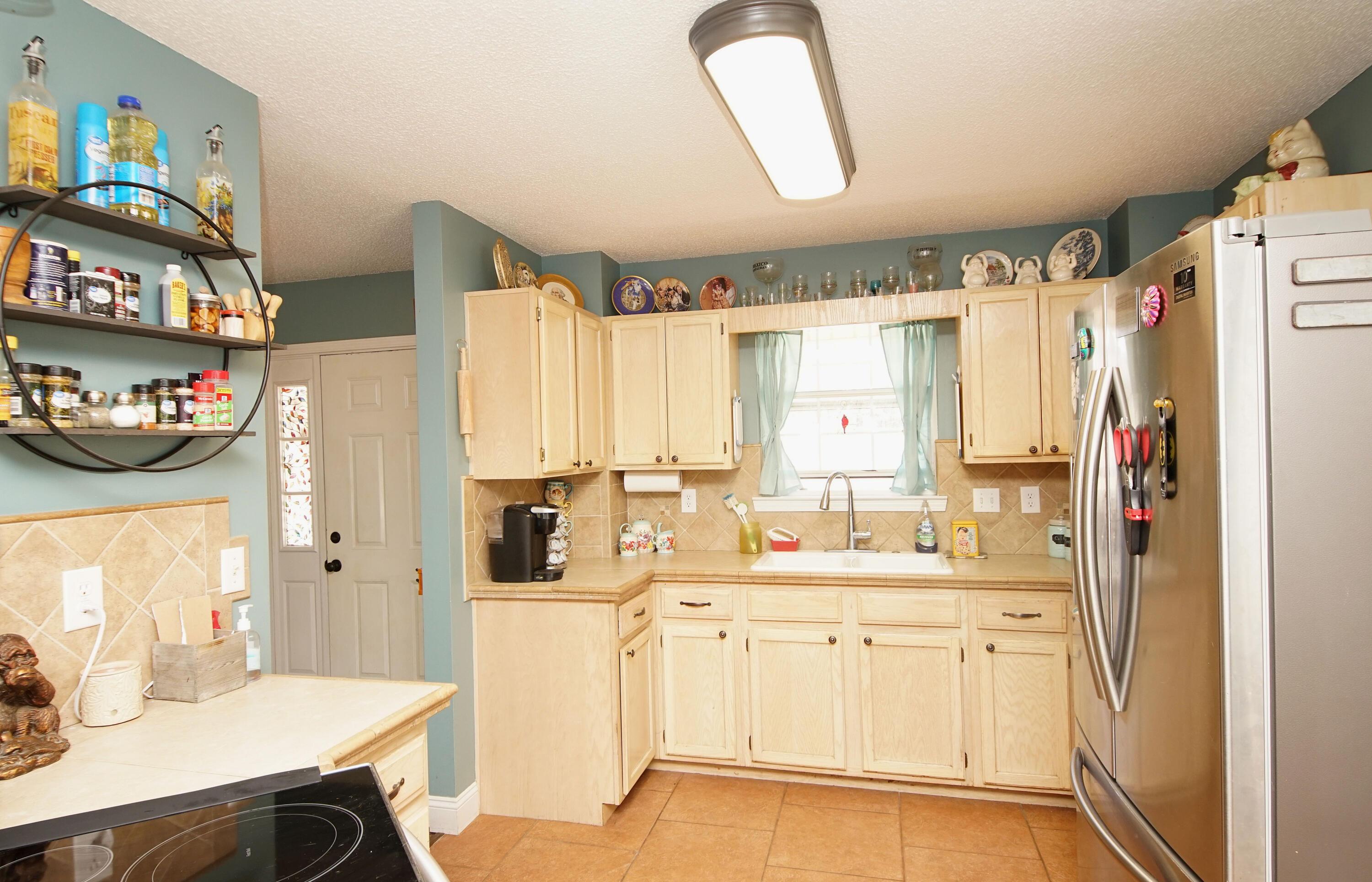 Feldon Dr, Crestview, FL 32536