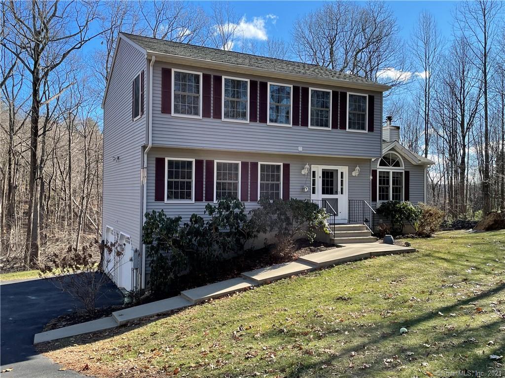 Kingswood Dr, Naugatuck, CT 06770