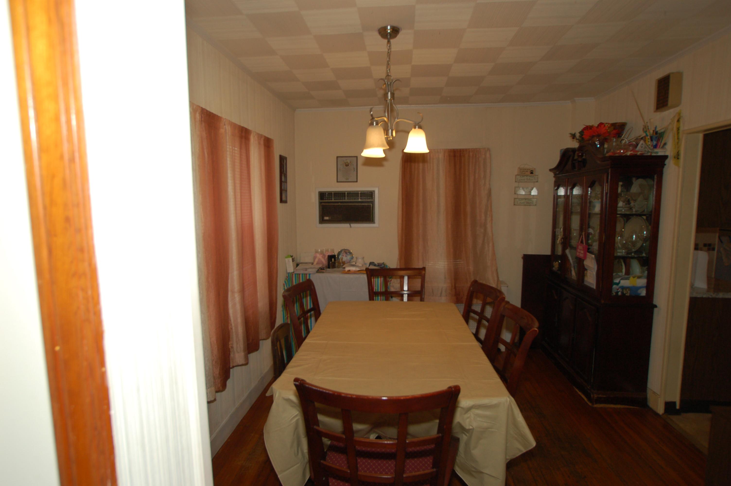 N 1st St, New Hyde Park, NY 11040