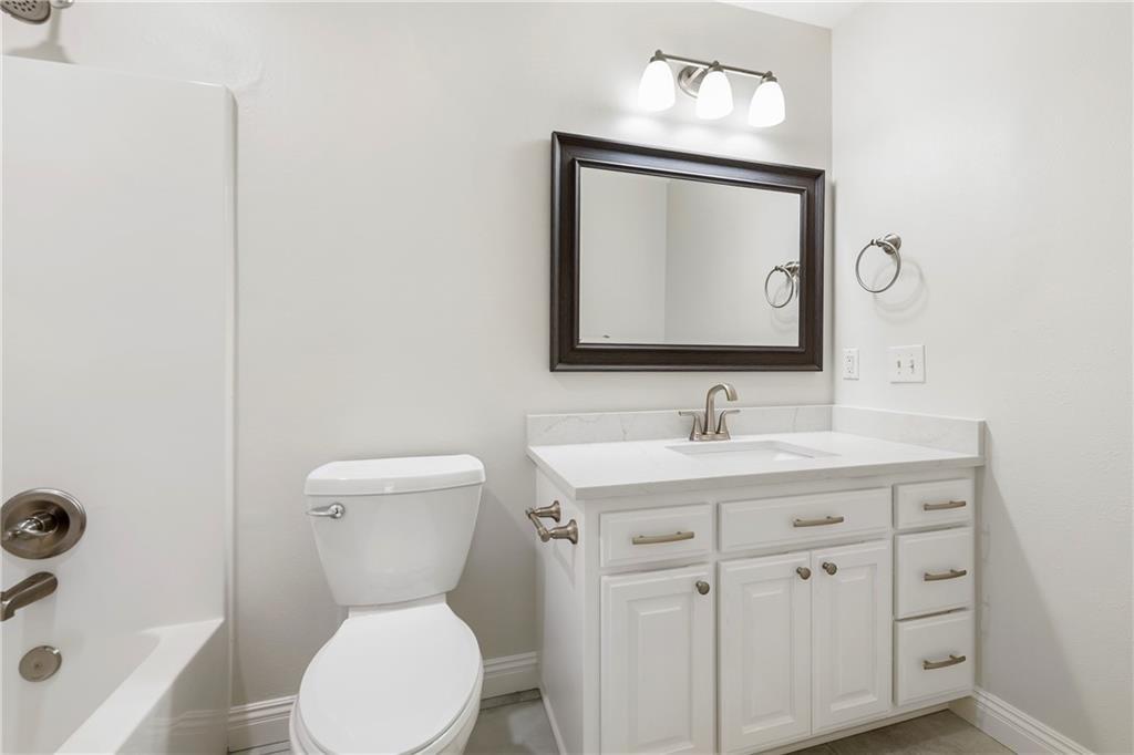 Robson Way, Bentonville, AR 72712