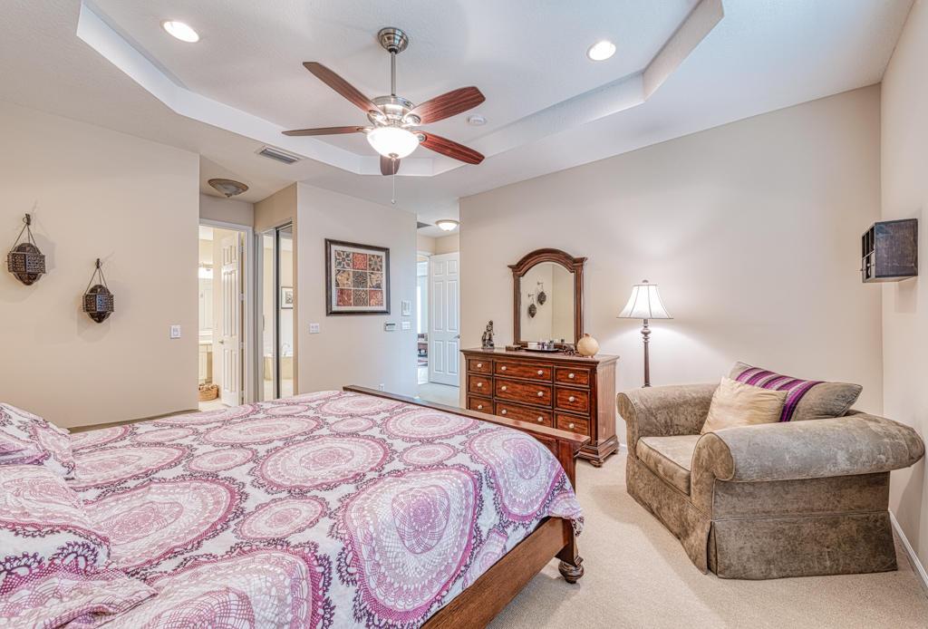 Belle Grove Ln, Royal Palm Beach, FL 33411