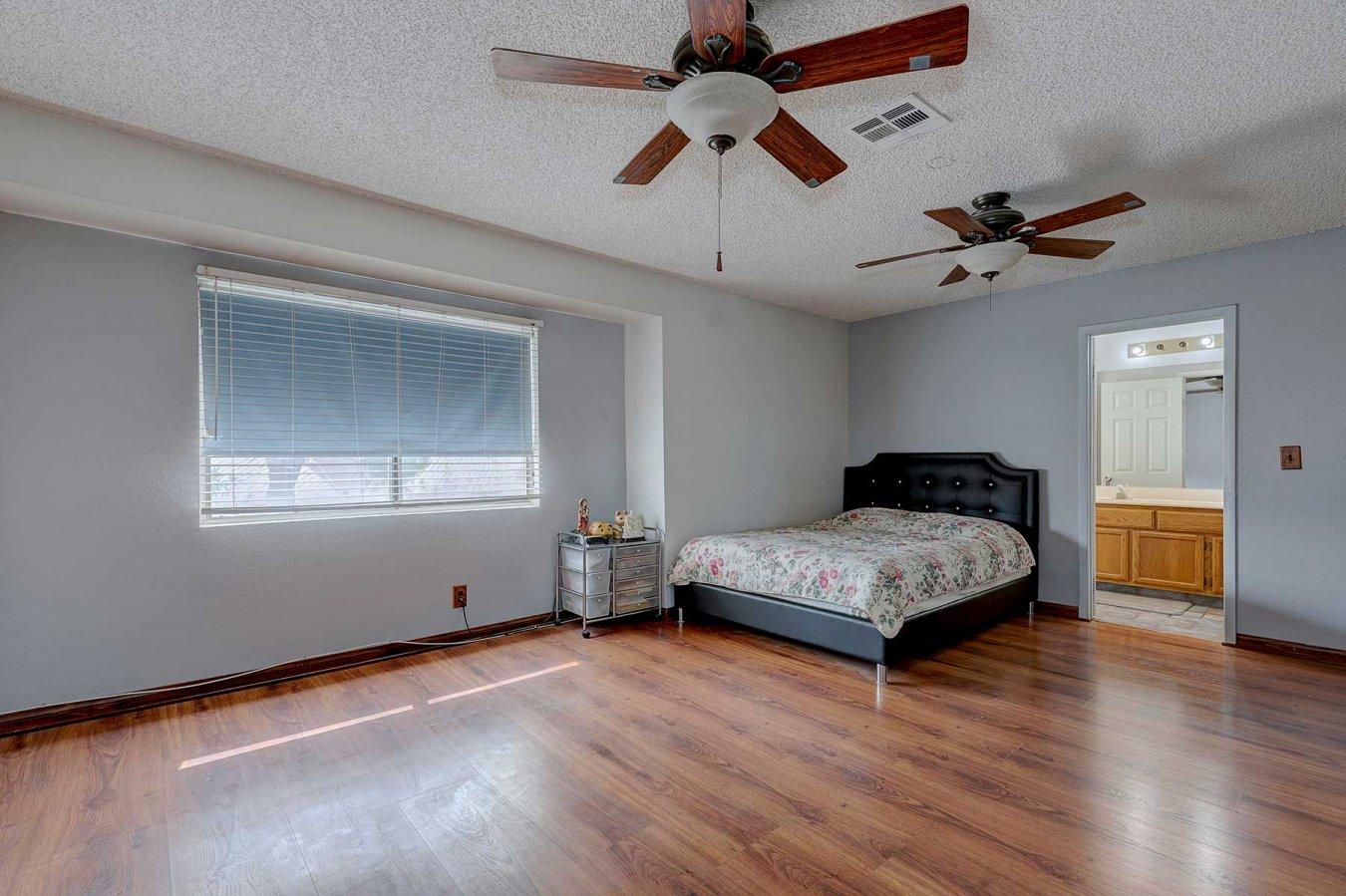 Wentworth Cir, Las Vegas, NV 89142