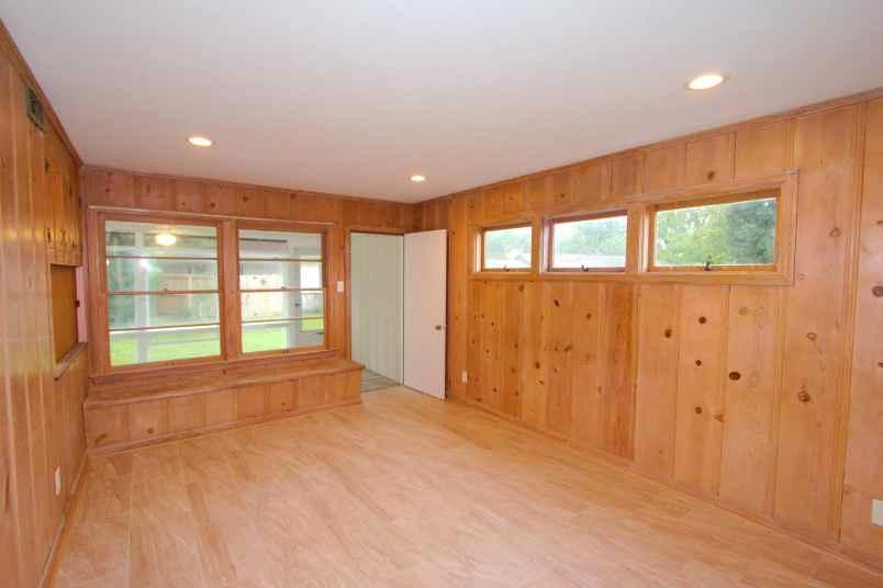 Knotty Pine Ln, Orange, TX 77630