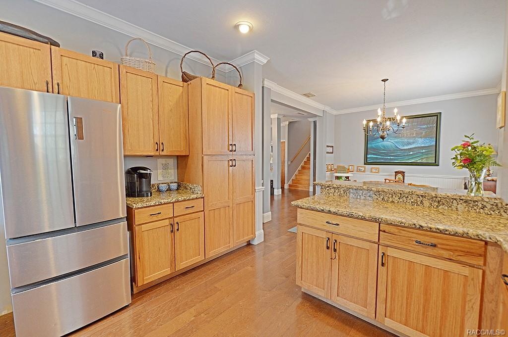 N Maple Ave, Crystal River, FL 34428